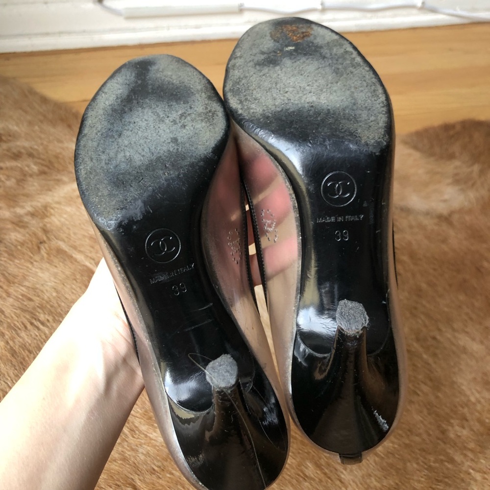 Chanel Black patent leather lucite CC stitched Women's pumps size 39 - Picture 7 of 10